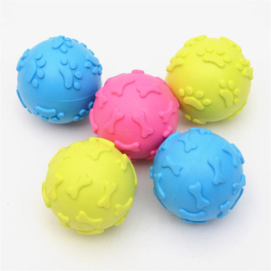 Woooby™ TPR rubber whistle ball pet toy